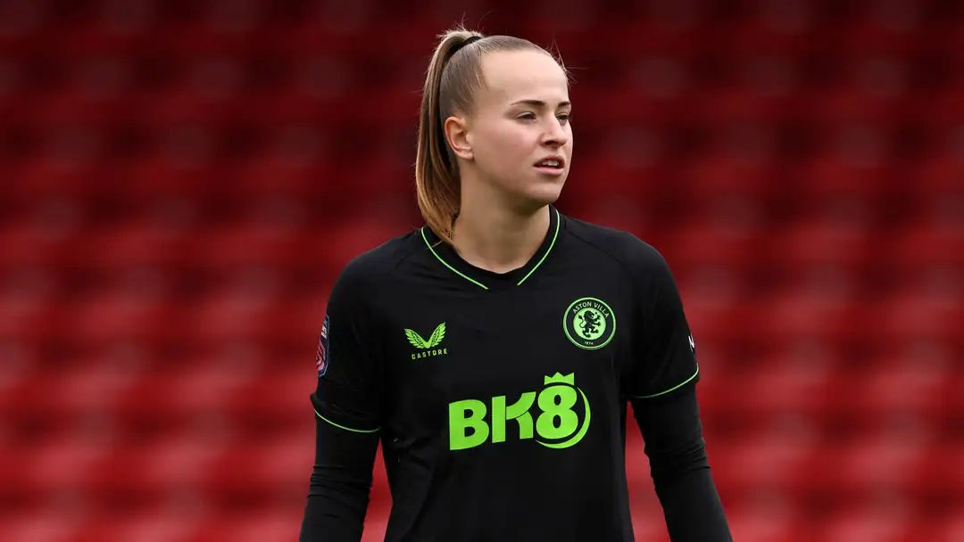 Arsenal Resmi Datangkan Daphne van Domselaar dari Aston Villa