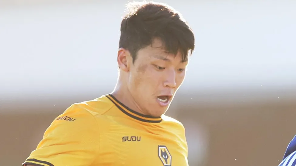 Wolves Mengajukan Keluhan Resmi Atas Insiden Rasisme Terhadap Hwang Hee-chan