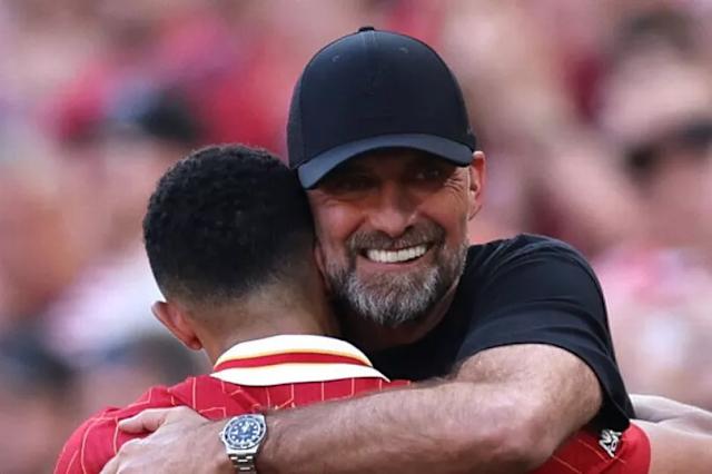 Sikap Tegas Jurgen Klopp: Pembelaan Penuh untuk Trent Alexander-Arnold di Tengah Hujatan Penggemar