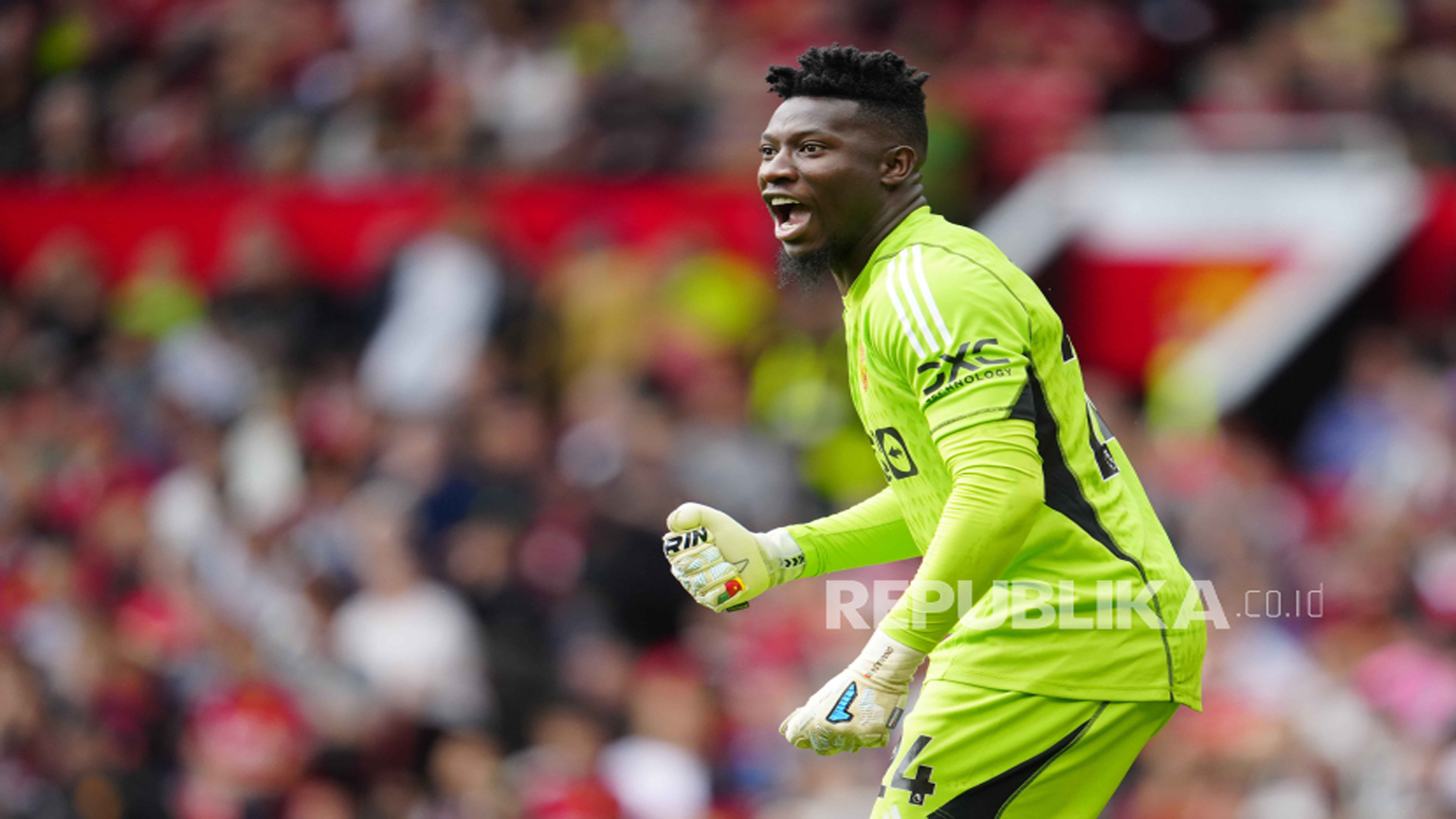 Andre Onana di bawah mistar gawang Manchester United