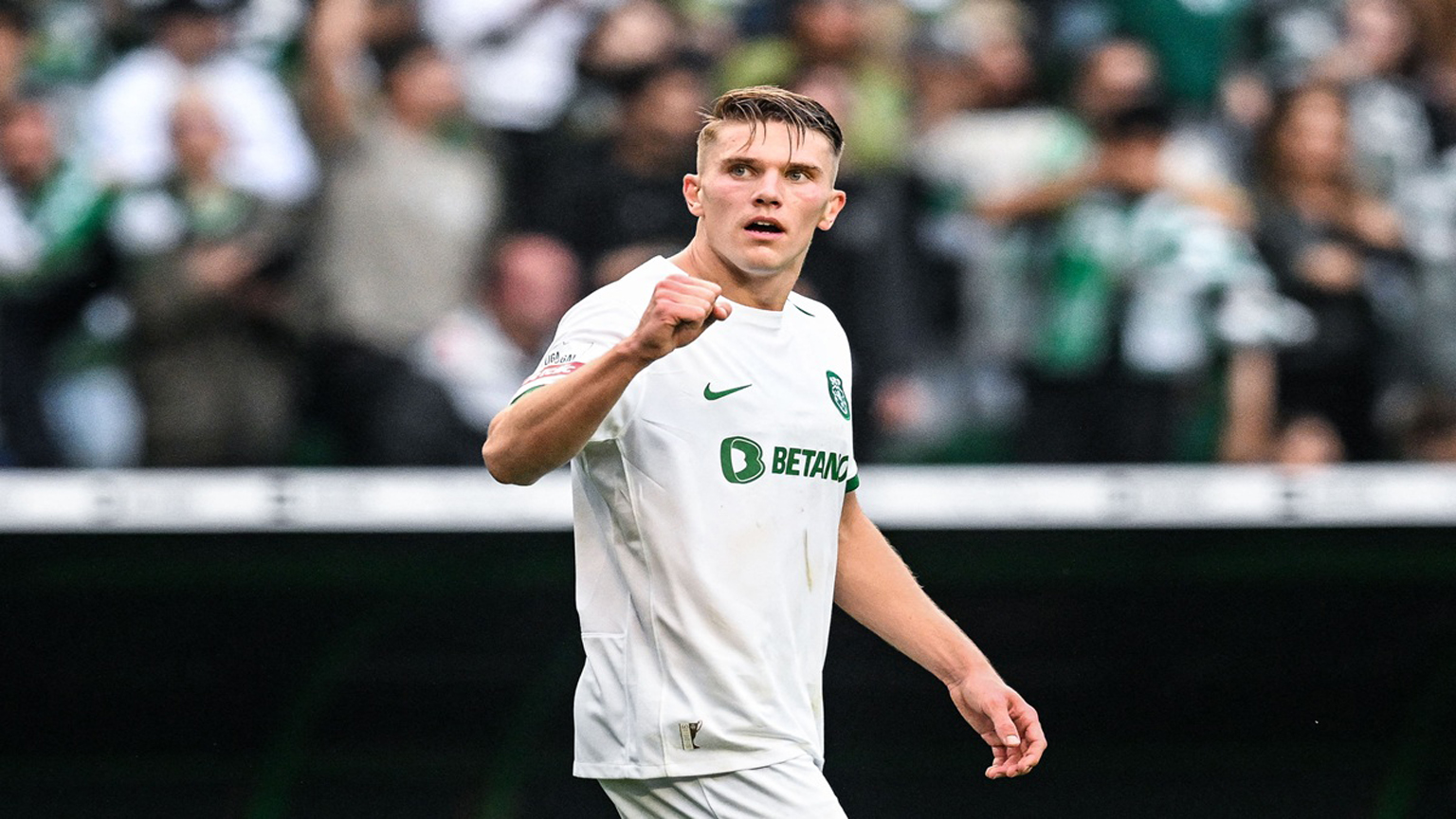 Fans Arsenal sabar melihat Viktor Gyokeres beraksi melawan Manchester United