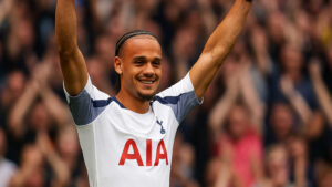 Tottenham Manager Jelaskan Keputusan Substitusi