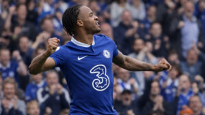 Sterling ke Napoli: Sinyal Putus Kontrak Makin Kuat